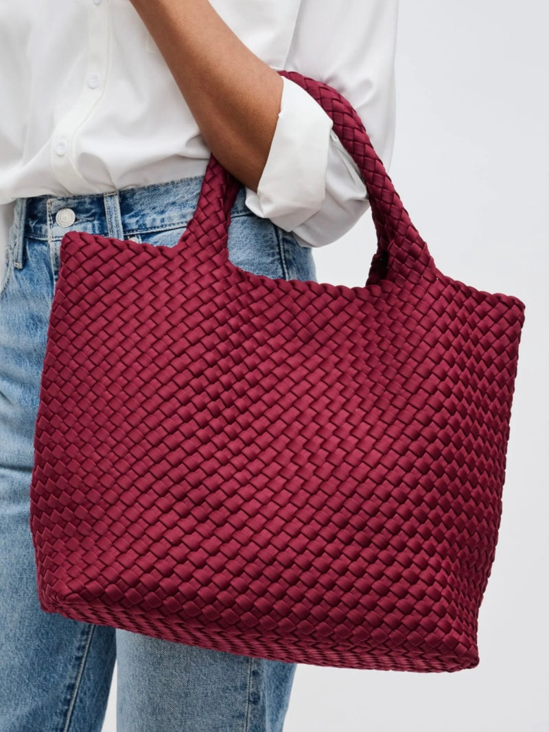 Mattea Medium Wine Bag