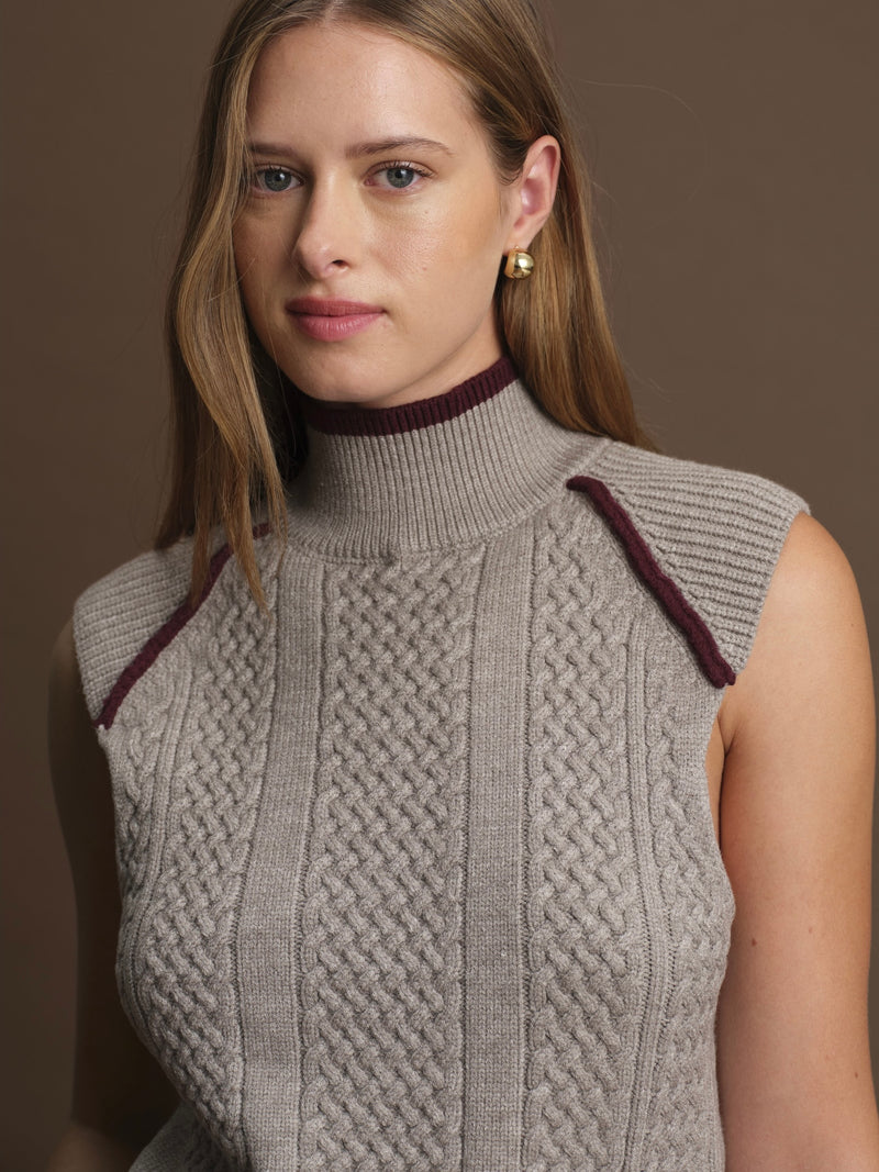 Joe Turtleneck Vest