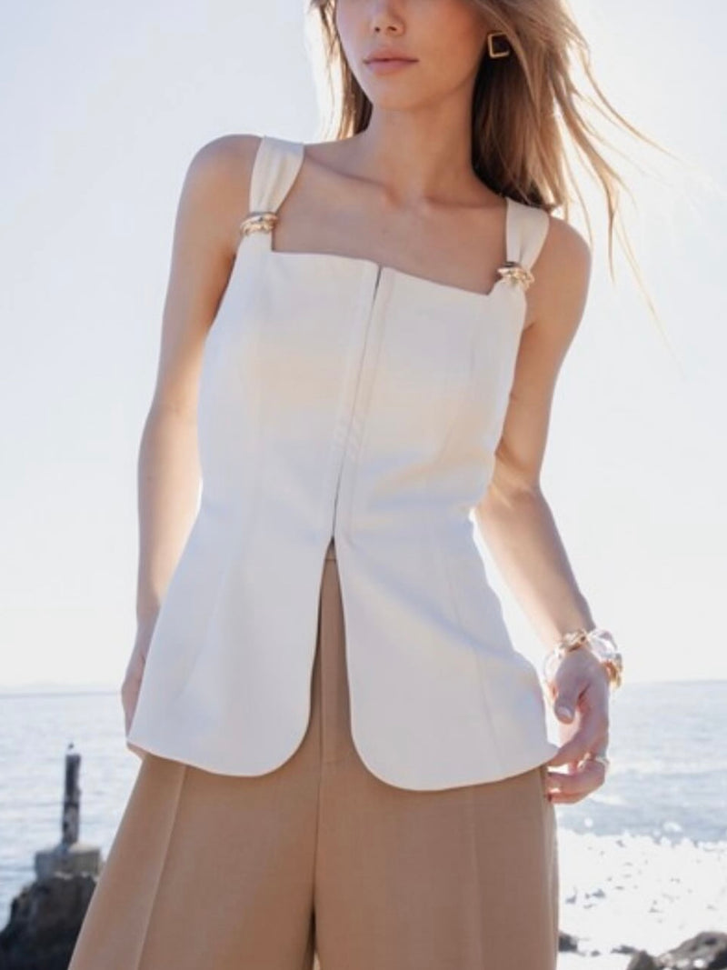Sara white top