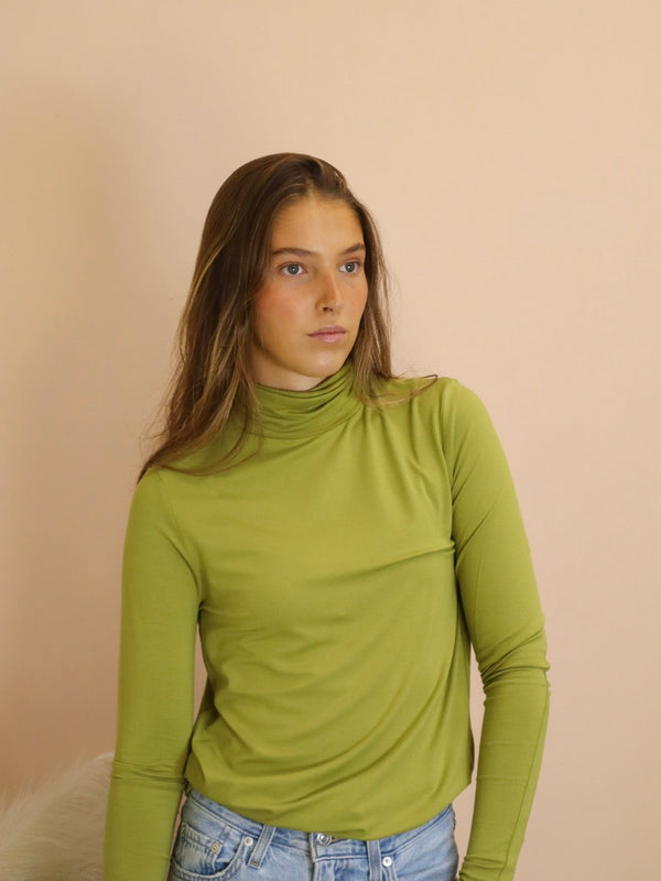 Carmelite Turtleneck