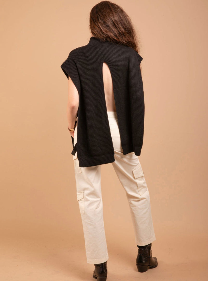 Rib Black Poncho