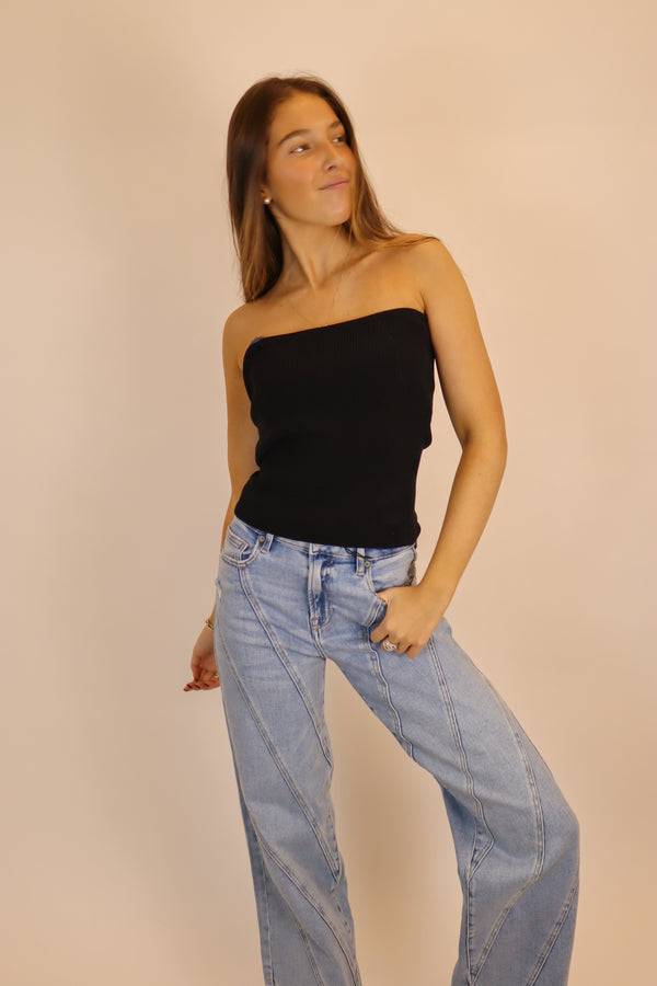 Geina Black Top